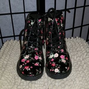 Girls floral Boots